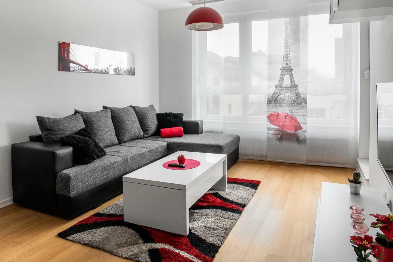 Flexible Selfcheckins 7 - Zagreb - Garage - Electric Vehicle Ccharger - Loggia - New - Luxury - Apartments Repinc 7 Exteriör bild